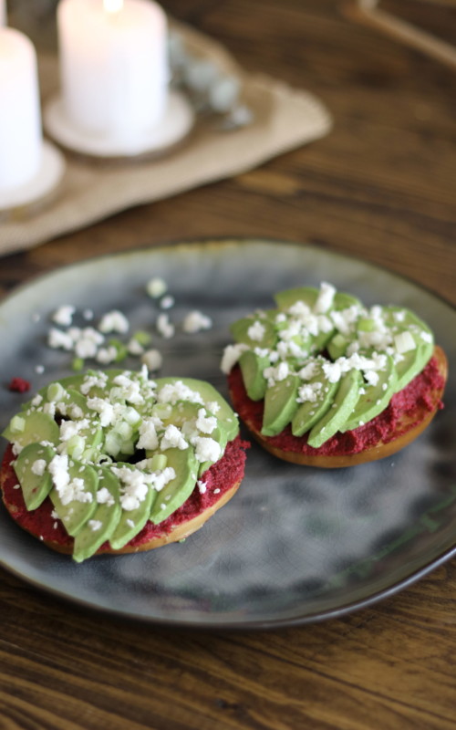 tartine houmous betterave avocat