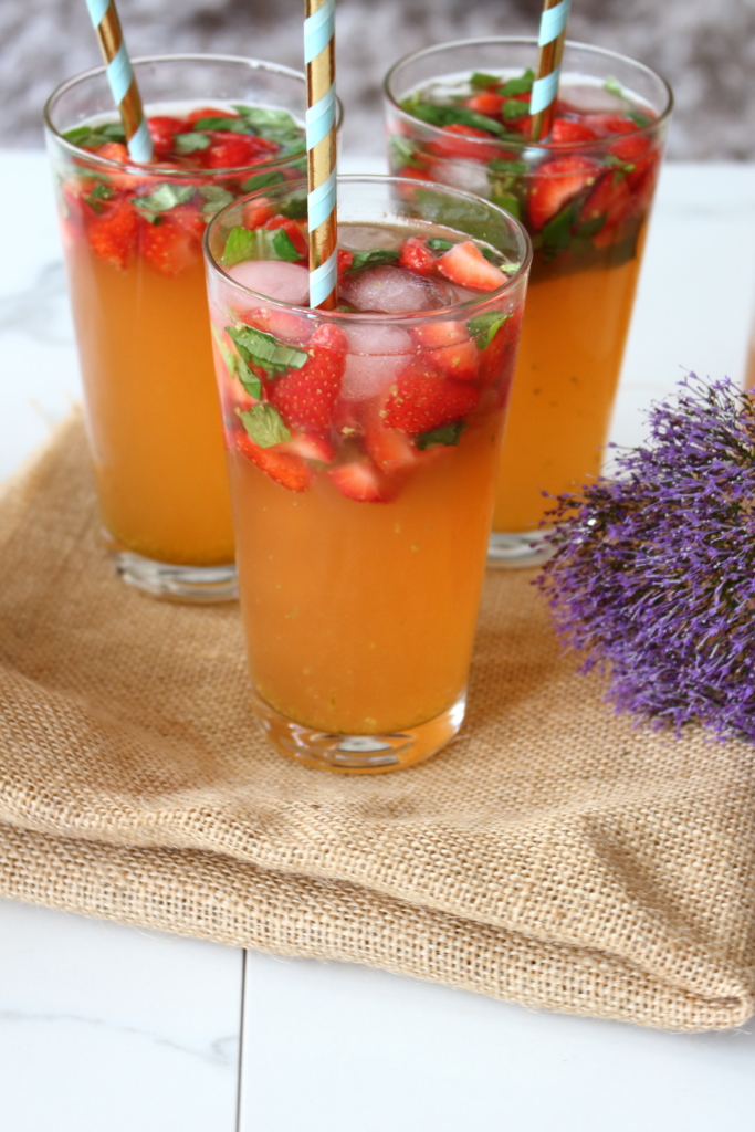 Honey-Sweetened Limeade