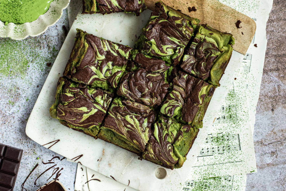 Matcha cheesecake brownie